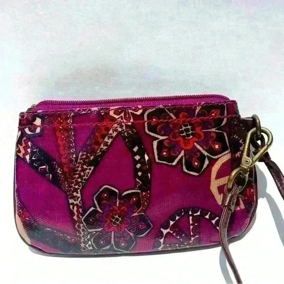 Mudd Handbags - MUDD Angie Glazed Purple Wristlet/ Clutch Purse Accessory Peace Floral